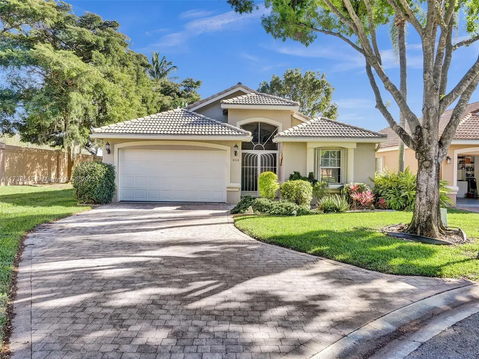 3 bedroom 2 bath Residential for sale at 6514 Via Vicenza, Delray Beach FL 33446