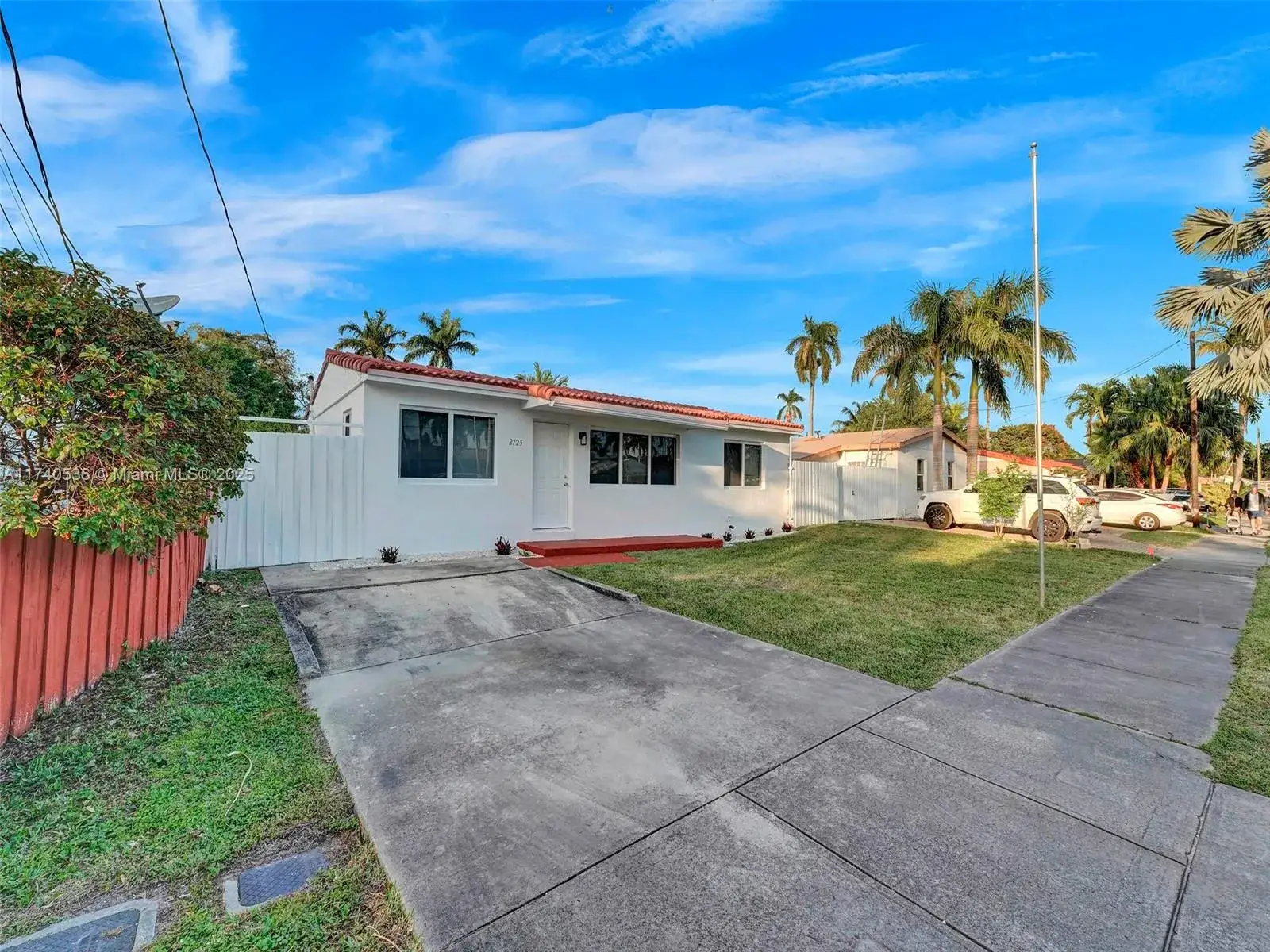 3 bedroom 2 bath Residential for sale at 2725 Scott St, Hollywood FL 33020