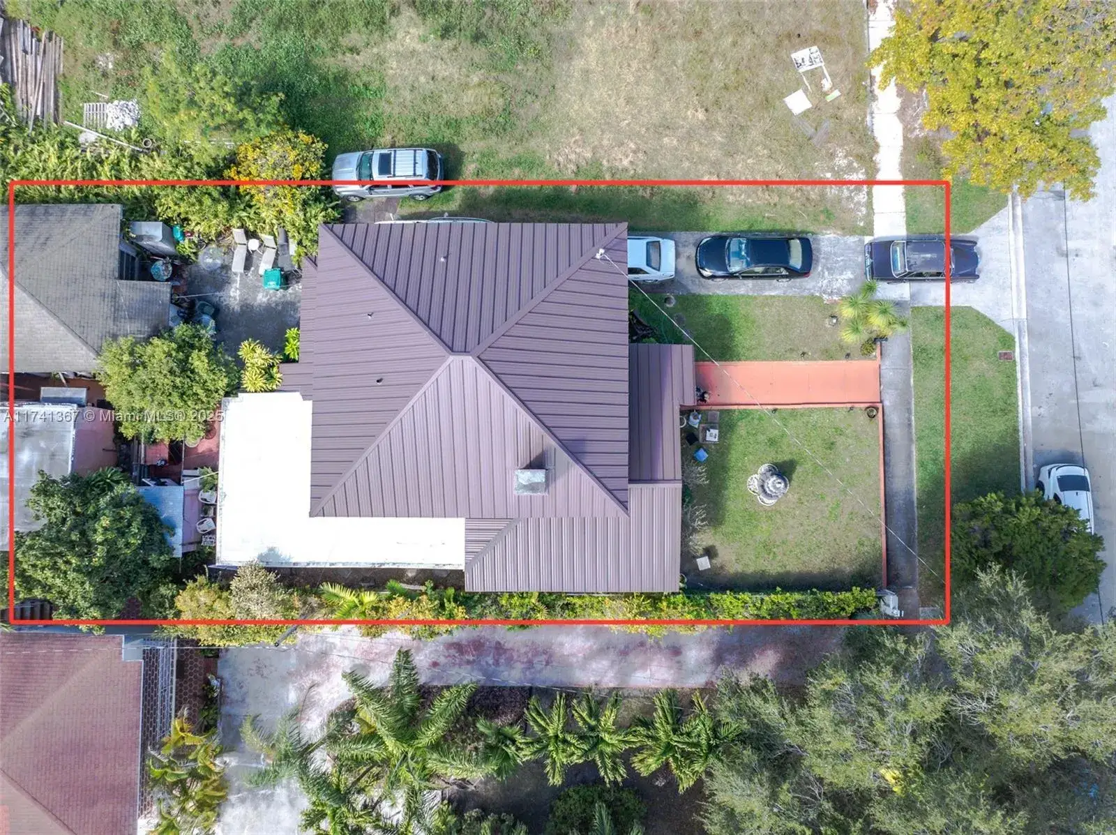 6 bedroom 4 bath Residential for sale at 36 SW 20th Rd, Miami FL 33129