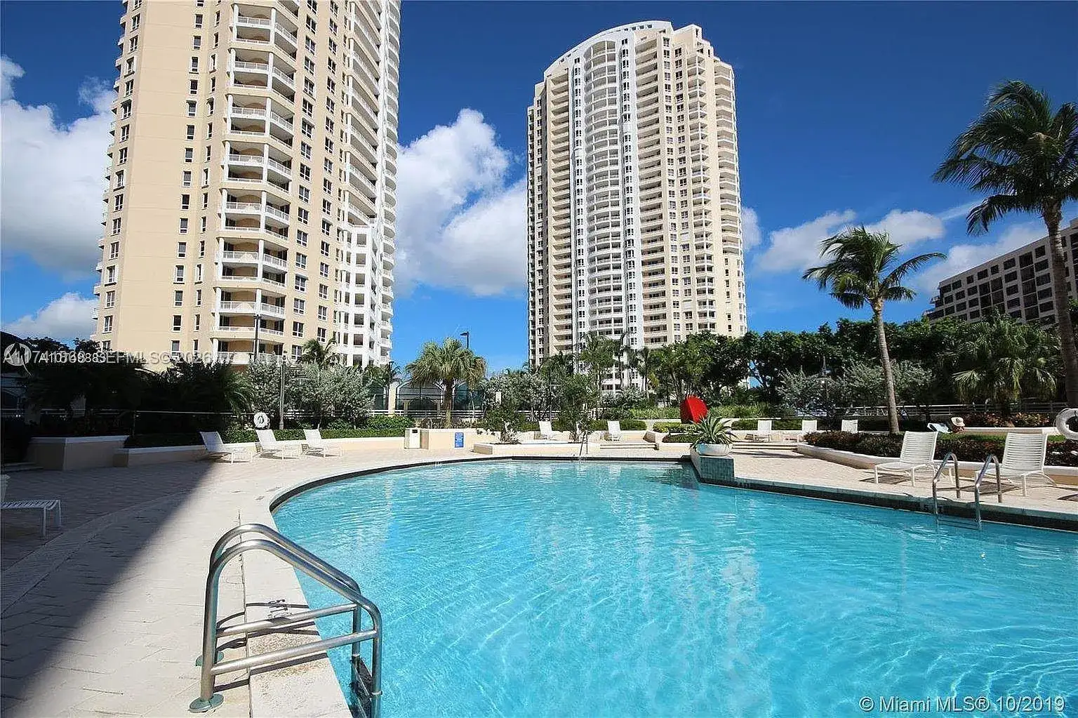 2 bedroom 2 bath Residential Lease for rent at 888 Brickell Key Dr # 600, Miami FL 33131