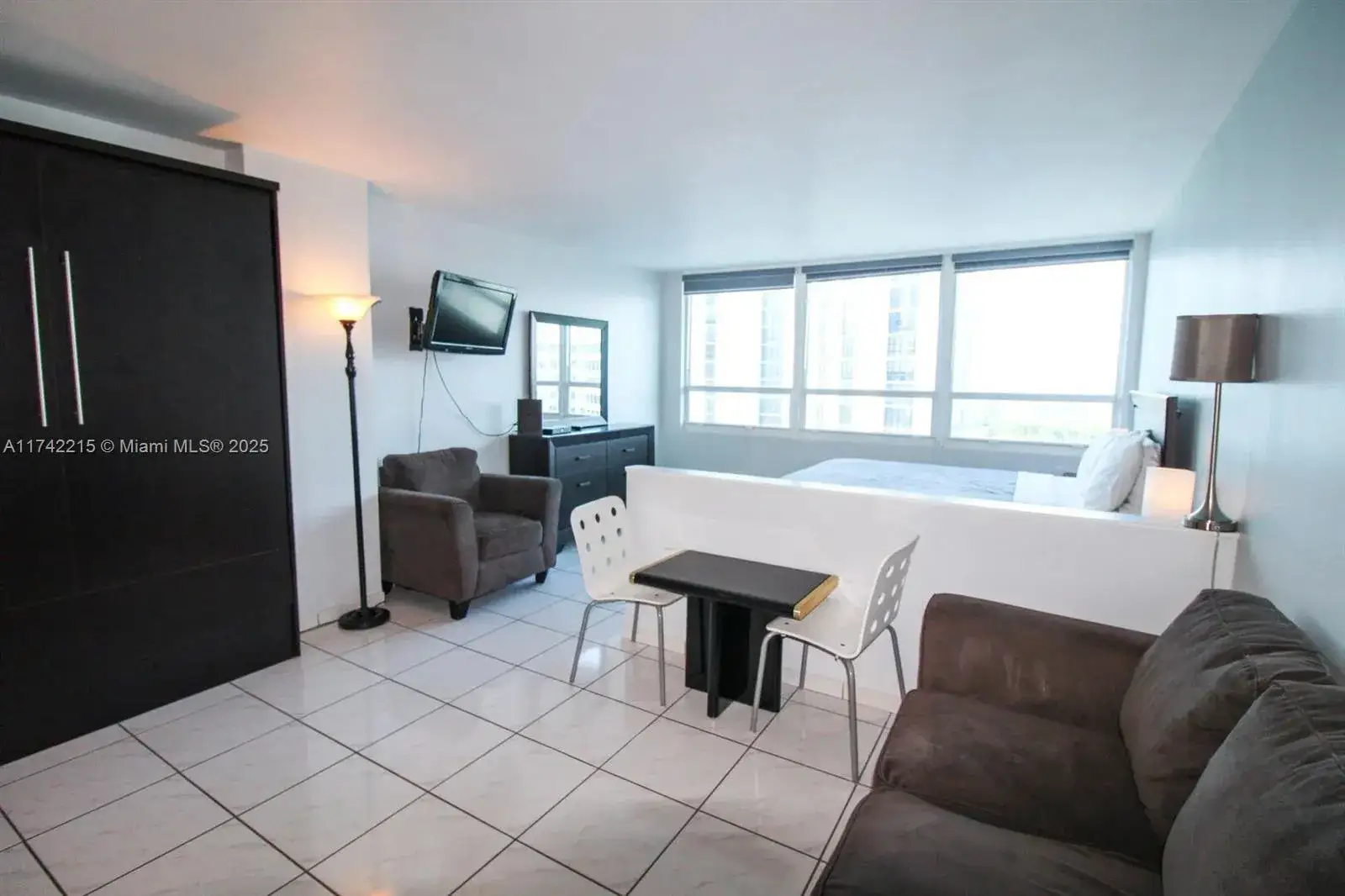 1 bath Residential for sale at 5445 Collins Ave # 1221, Miami Beach FL 33140