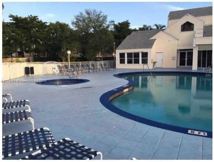 2 bedroom 2 bath Residential for sale at 3441 NW 44th St # 106, Oakland Park FL 33309