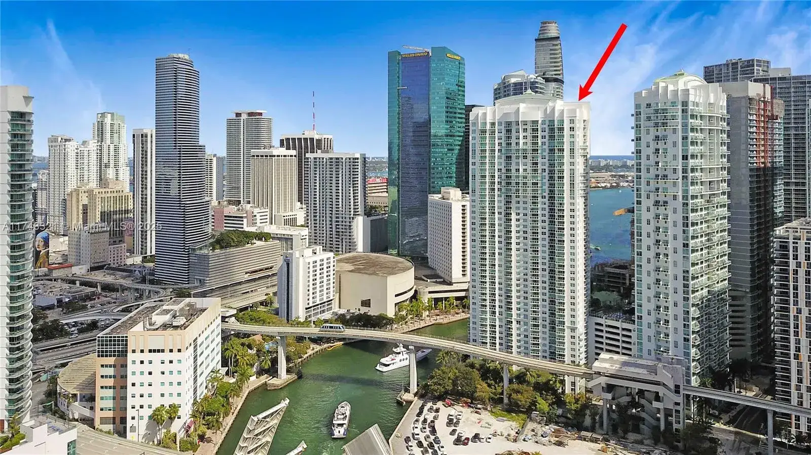 2 bedroom 2 bath Residential for sale at 31 SE 5th St # 3916, Miami FL 33131
