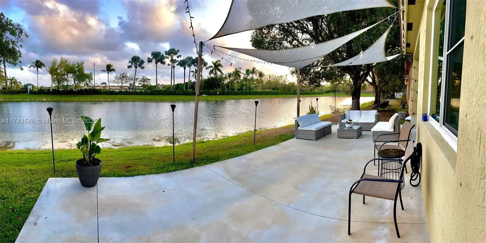 5 bedroom 3 bath Residential for sale at 3772 NE 9th Ct, Homestead FL 33033
