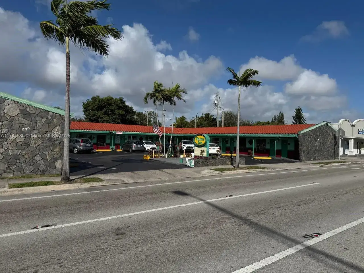 Commercial Sale for sale at 1290 S Federal Hwy, Dania Beach FL 33004