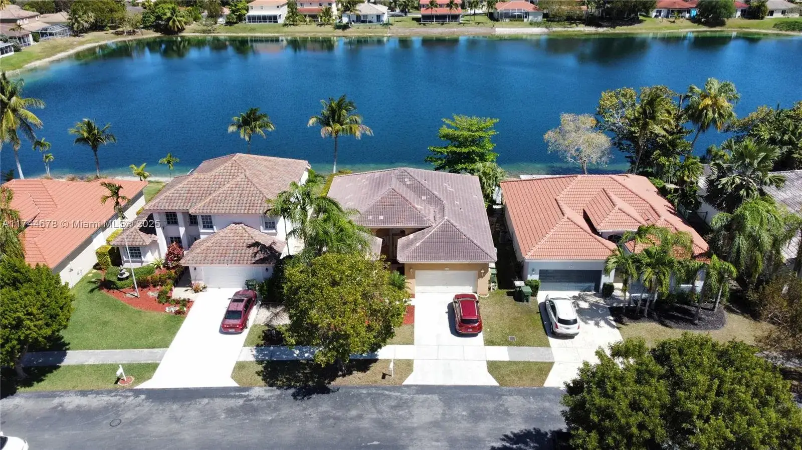 4 bedroom 2 bath Residential for sale at 575 SE 29th Dr, Homestead FL 33033