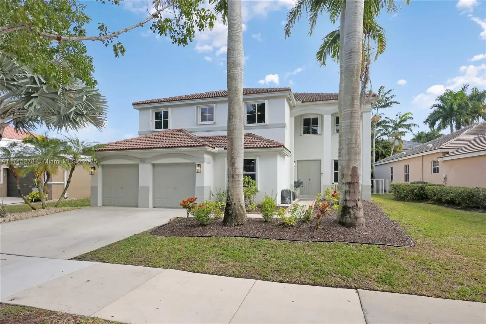6 bedroom 4 bath Residential Lease for rent at 932 Nandina Dr, Weston FL 33327