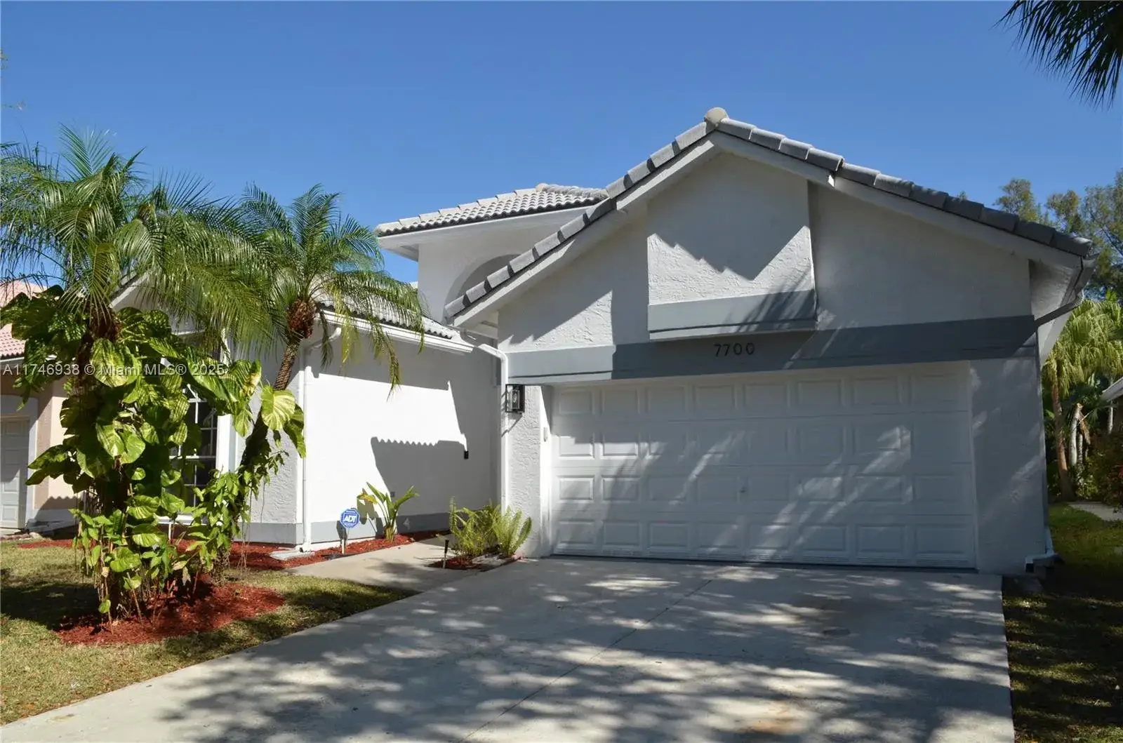 3 bedroom 2 bath Residential Lease for rent at 7700 NW 29th St, Margate FL 33063
