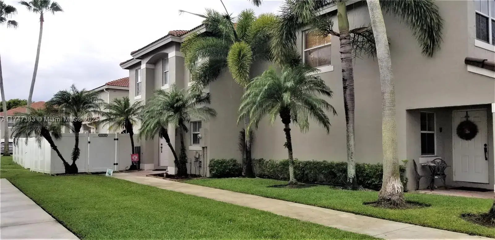 3 bedroom 2 bath Residential for sale at 12650 SW 54th St, Miramar FL 33027