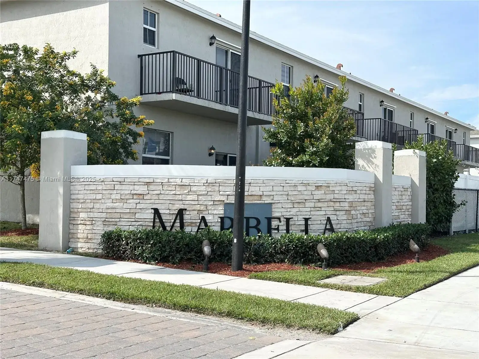3 bedroom 2 bath Residential for sale at 1848 SE 7 Ter # 1848, Homestead FL 33034