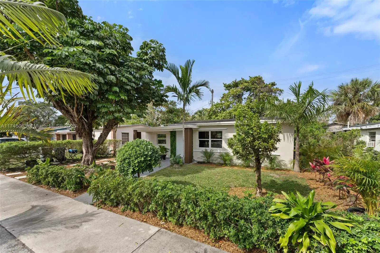 3 bedroom 1 bath Residential for sale at 2813 NW 5th St, Pompano Beach FL 33069