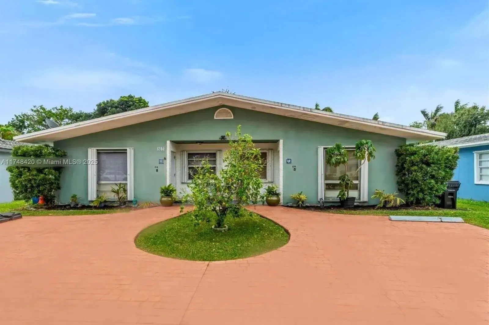 3 bedroom 1 bath Residential Lease for rent at 812 SW 13th St # 812, Fort Lauderdale FL 33315