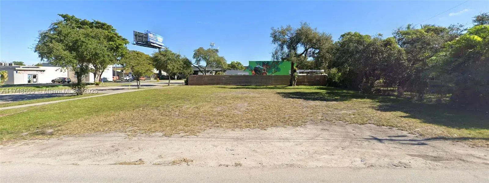 Commercial Land for sale at 63 N Ave, Hollywood FL 33024