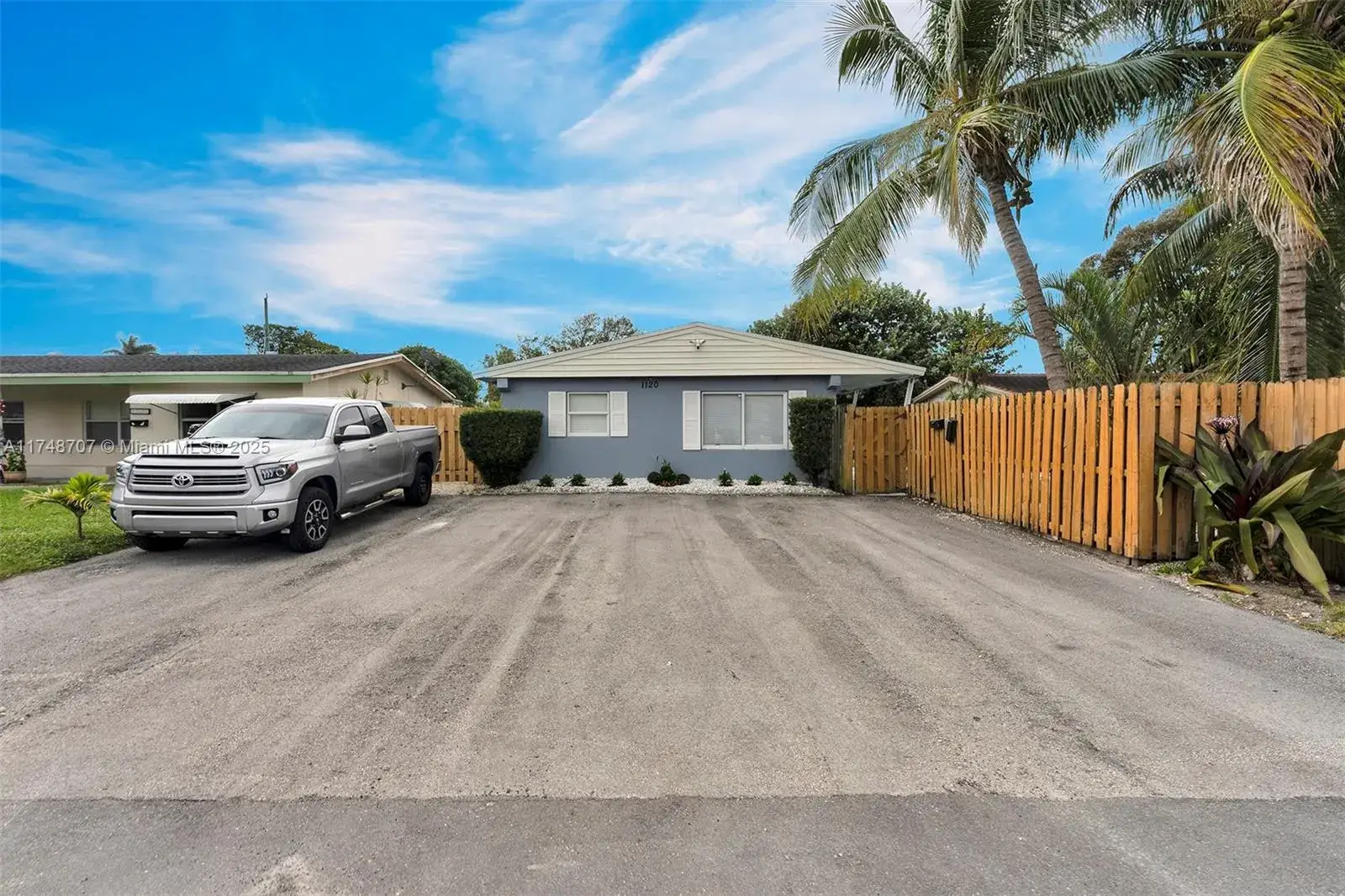 2 bedroom 2 bath Residential Lease for rent at 1120 SW 30th St # A, Fort Lauderdale FL 33315