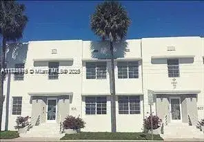 1 bedroom 1 bath Residential for sale at 801 8th St # 104, Miami Beach FL 33139