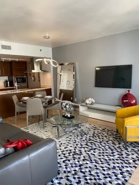 1 bedroom 1 bath Residential for sale at 485 Brickell Ave # 2603, Miami FL 33131