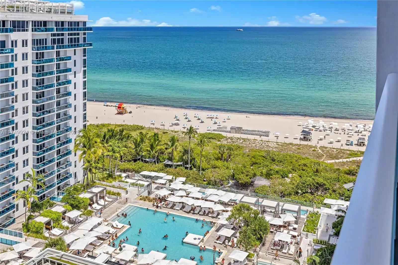 2 bedroom 2 bath Residential Lease for rent at 2301 Collins Ave, Miami Beach FL 33139