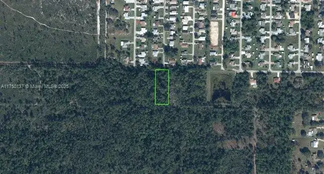 Land/Boat Docks for sale at 1908 Daffodil Ave, Sebring FL 33875