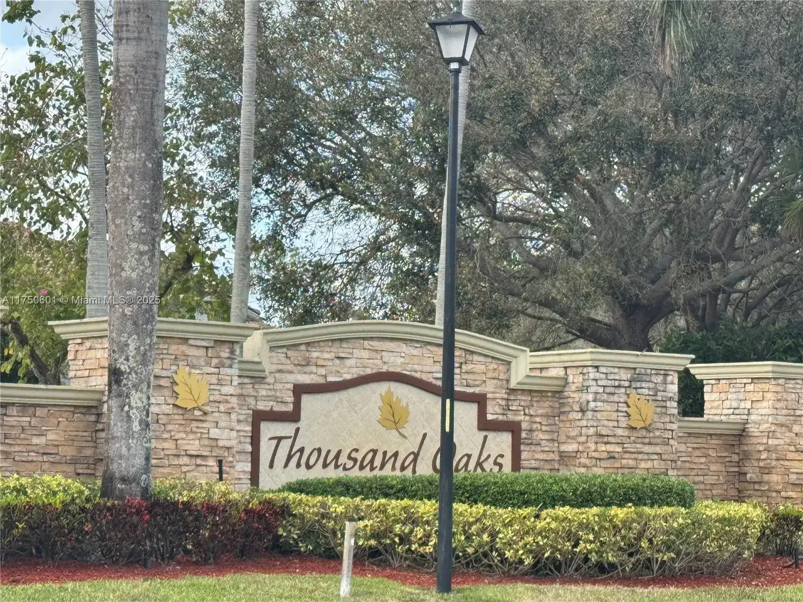 3 bedroom 2 bath Residential for sale at 3216 Laurel Ridge Cir, Riviera Beach FL 33404