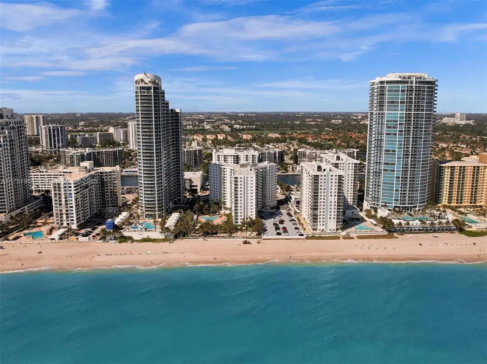 1 bedroom 1 bath Residential for sale at 3001 S Ocean Dr # 1001, Hollywood FL 33019