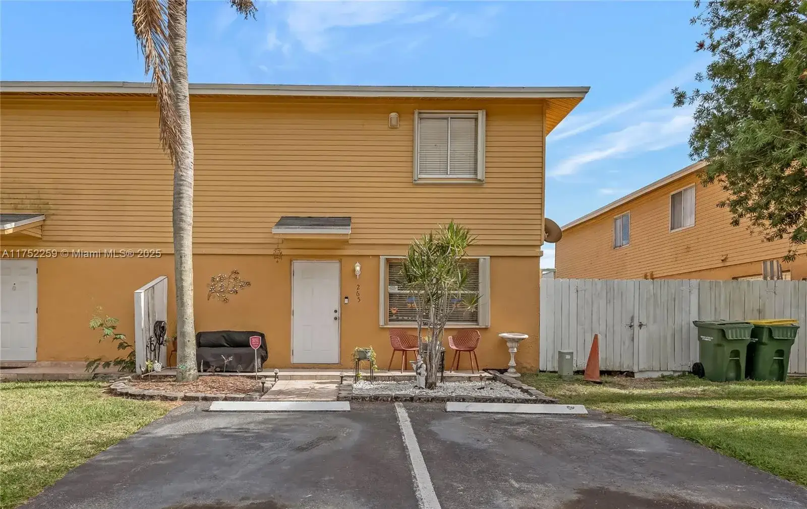2 bedroom 1 bath Residential for sale at 265 NE 12th Ave # 265, Homestead FL 33030