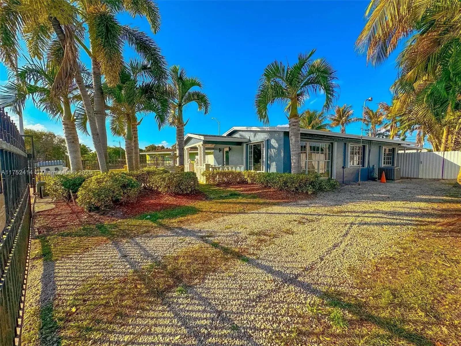 4 bedroom 2 bath Residential for sale at 621 SE 3rd Pl, Hialeah FL 33010