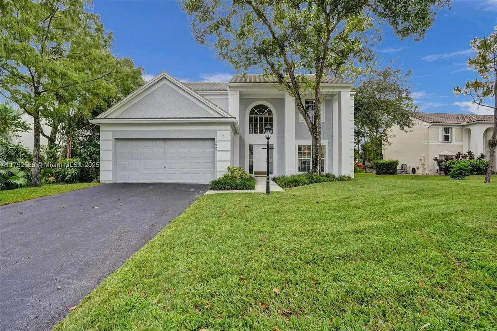 4 bedroom 2 bath Residential for sale at 3902 Sanctuary Dr, Coral Springs FL 33065