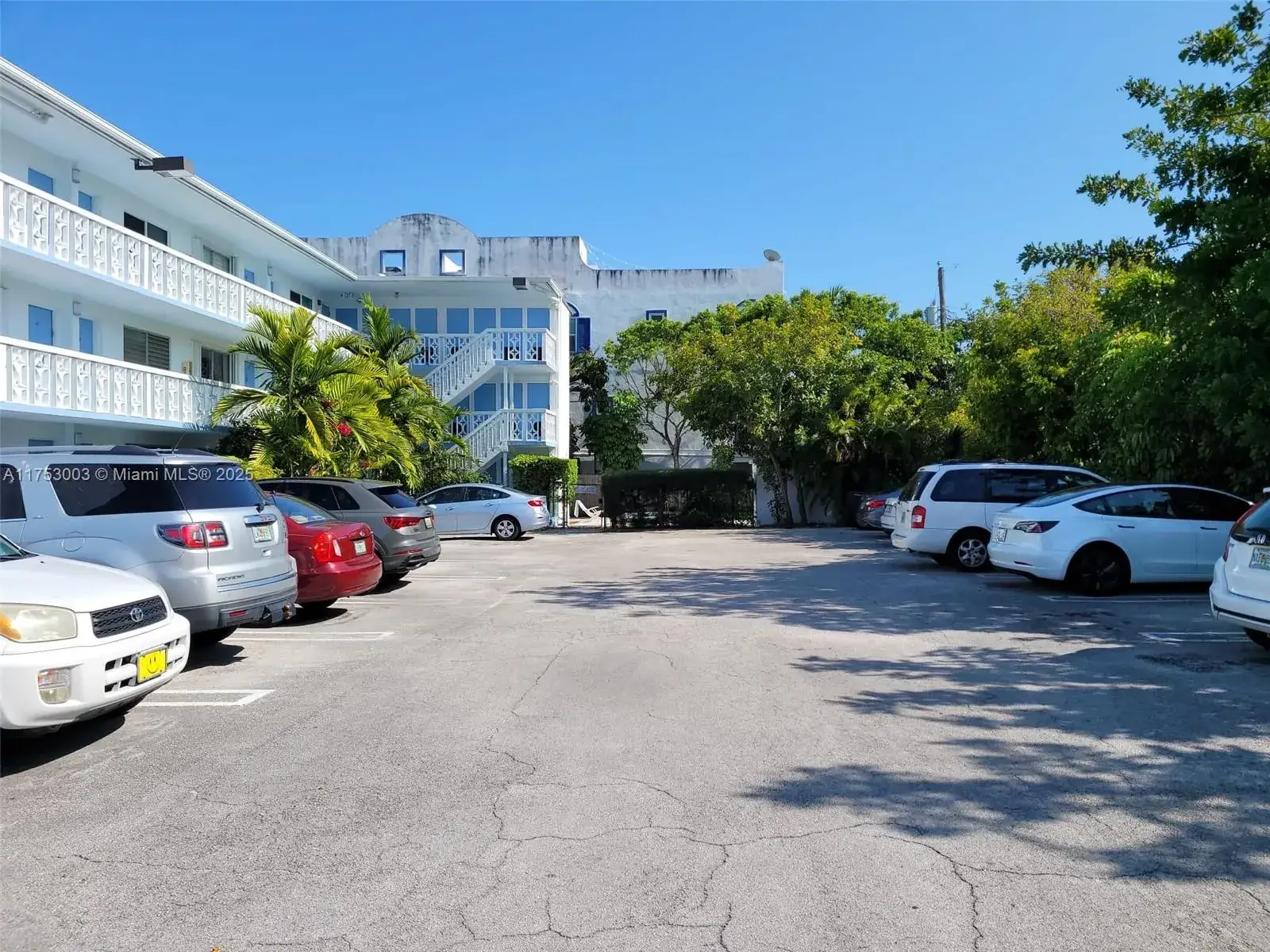 1 bedroom 1 bath Residential Lease for rent at 1120 102nd St # 9, Bay Harbor Islands FL 33154