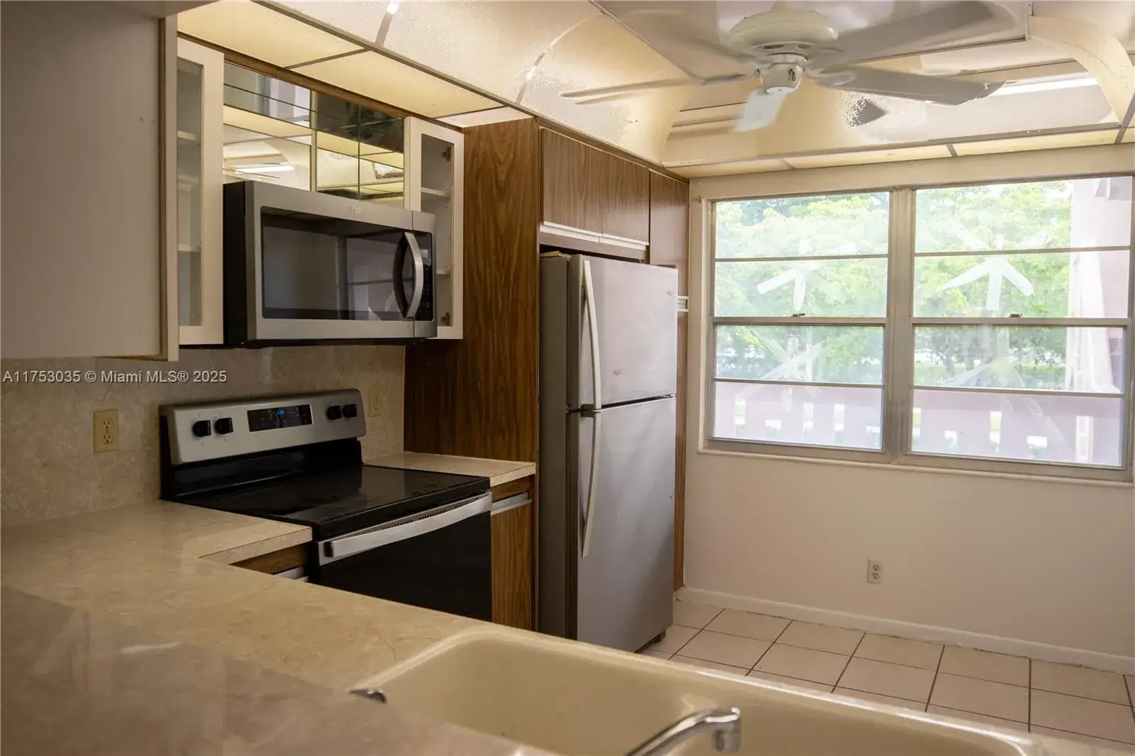 2 bedroom 2 bath Residential for sale at 2001 Granada Dr # N2, Coconut Creek FL 33066