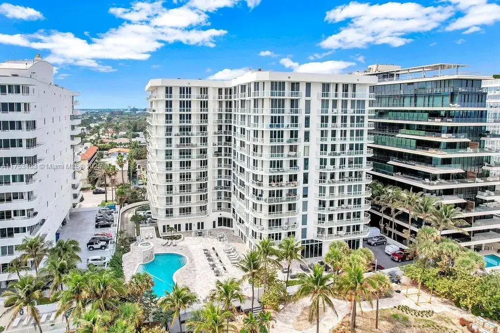 2 bedroom 2 bath Residential for sale at 8925 Collins Ave # 2E, Surfside FL 33154