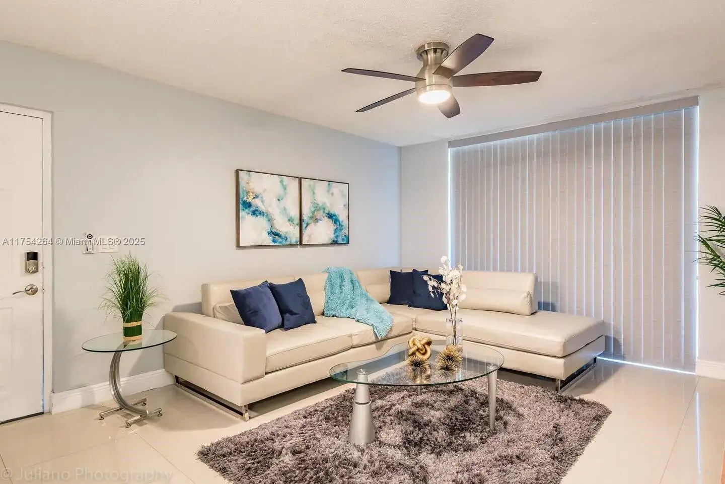 1 bedroom 1 bath Residential Lease for rent at 11165 SW 6th St # 105, Pembroke Pines FL 33025