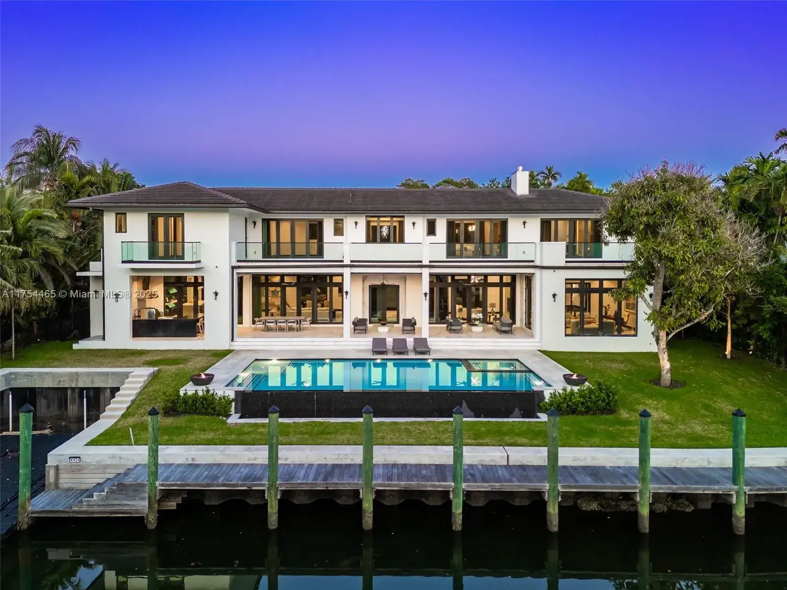 6 bedroom 8 bath Residential for sale at 4424 Granada Blvd, Coral Gables FL 33146