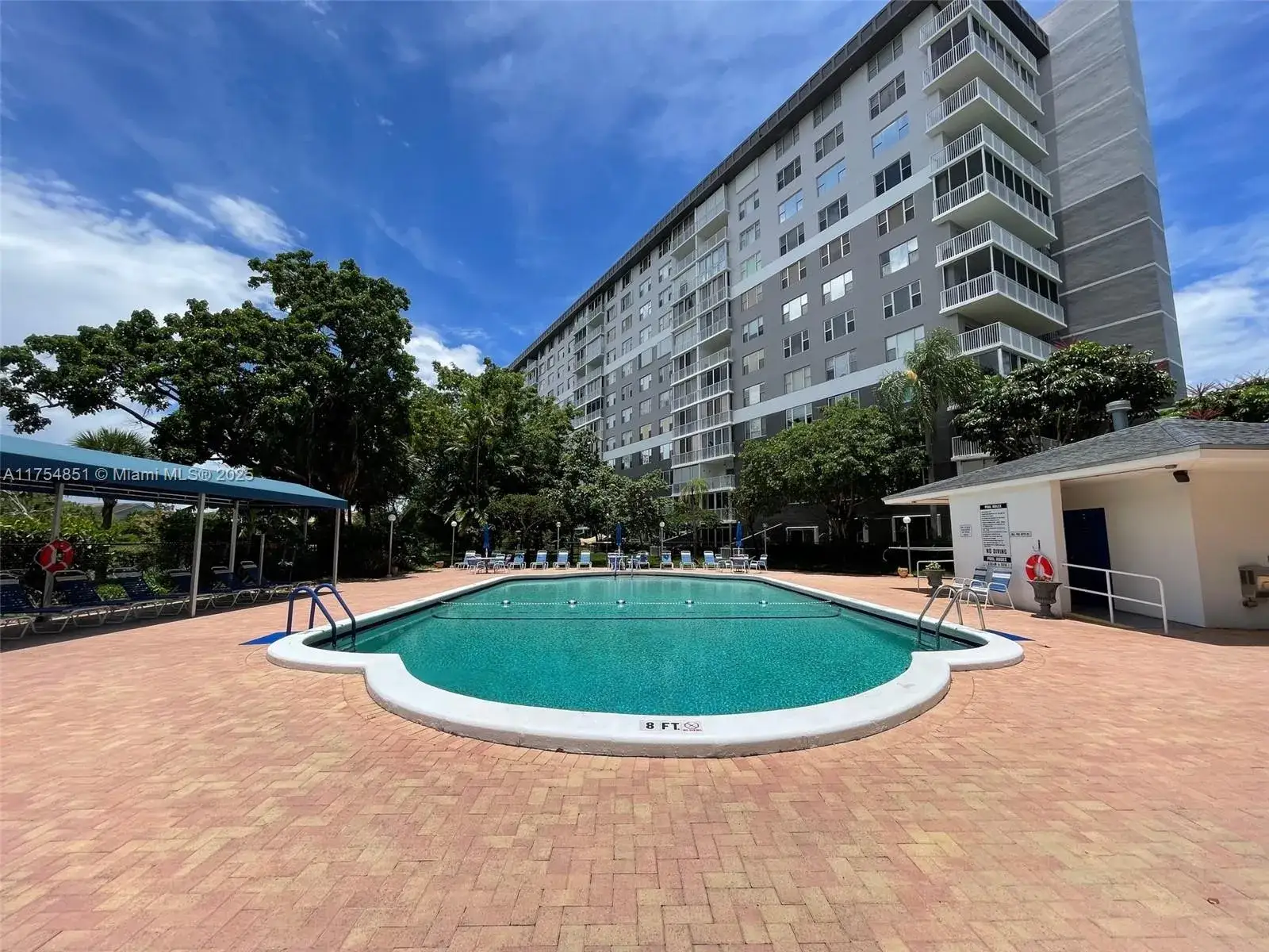 2 bedroom 2 bath Residential for sale at 3850 Washington St # 301, Hollywood FL 33021