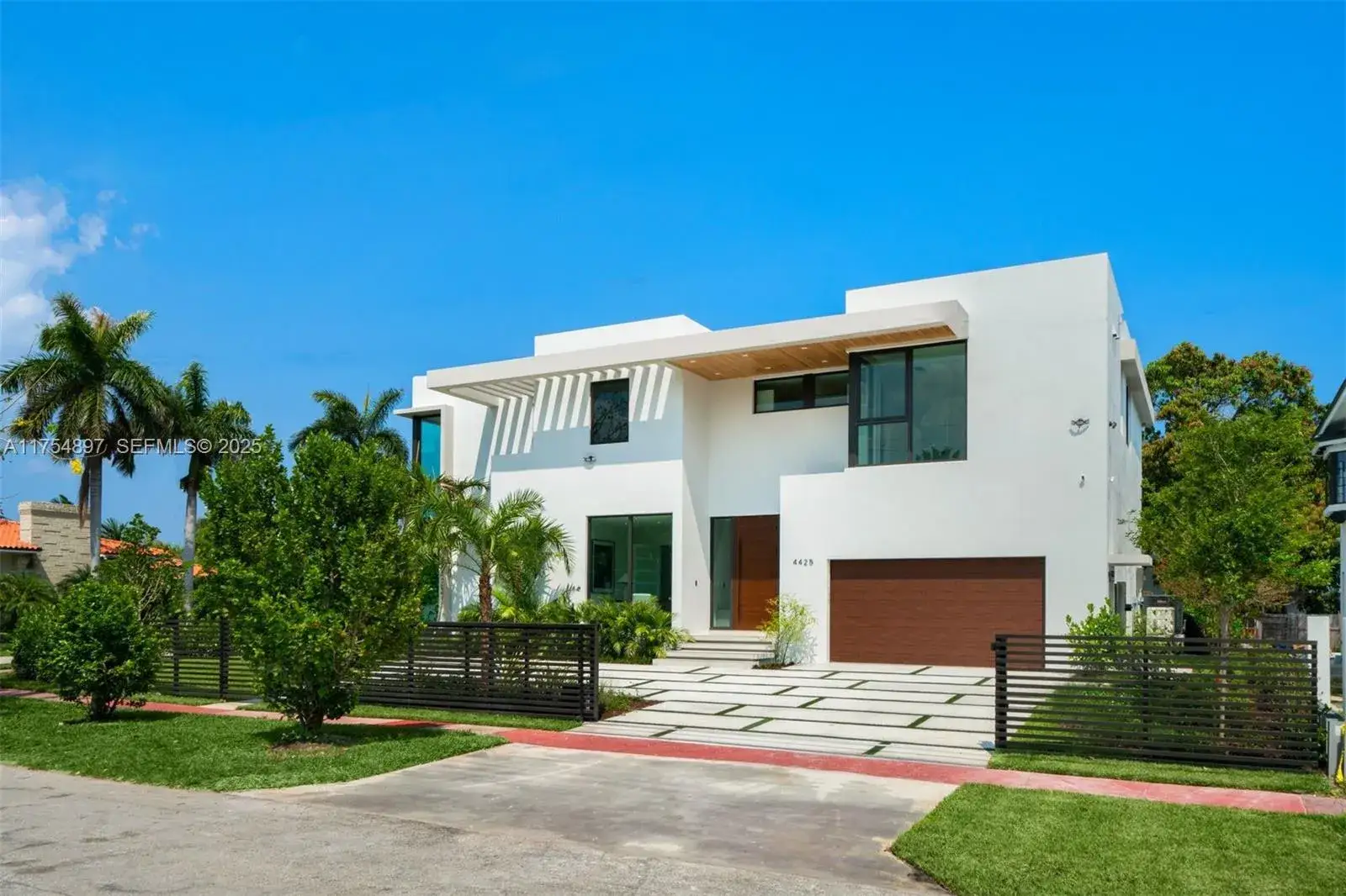 6 bedroom 6 bath Residential for sale at 4425 Adams Ave, Miami Beach FL 33140