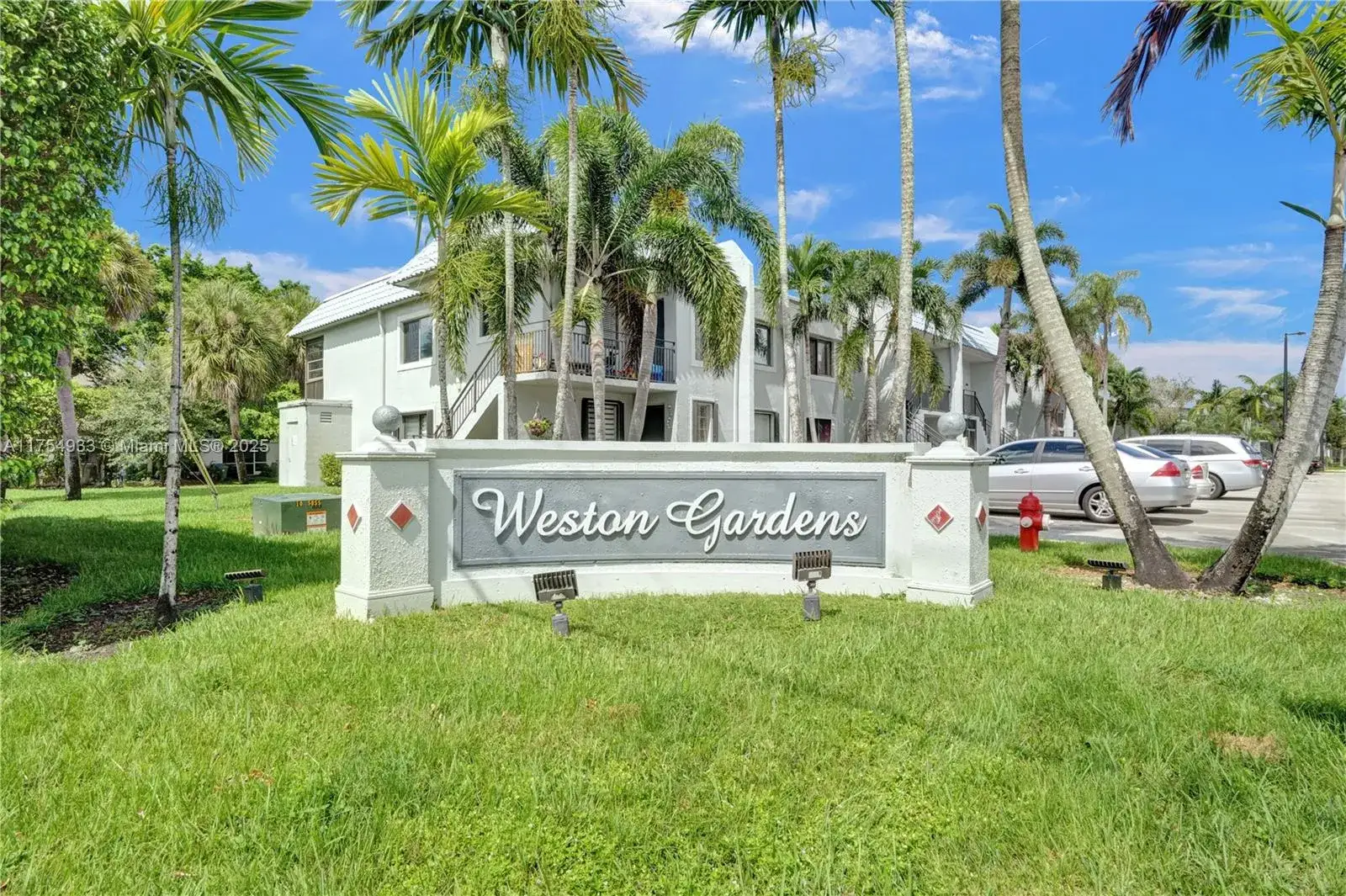 2 bedroom 2 bath Residential for sale at 16561 Blatt Blvd # 204, Weston FL 33326