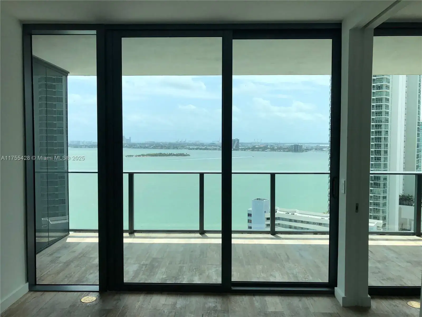 2 bedroom 2 bath Residential for sale at 650 NE 32nd St # 2006, Miami FL 33137