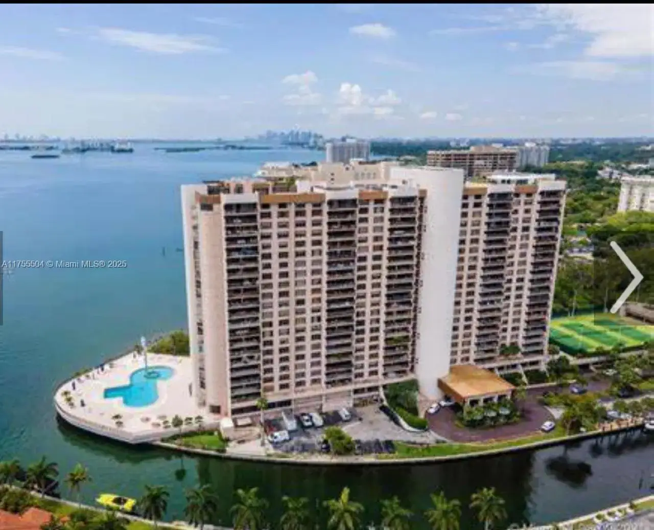 2 bedroom 3 bath Residential for sale at 1800 NE 114th St # 1108, Miami FL 33181