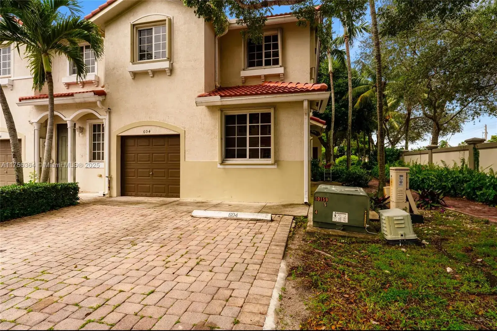 4 bedroom 3 bath Residential for sale at 21407 NW 13th Ct # 604, Miami Gardens FL 33169