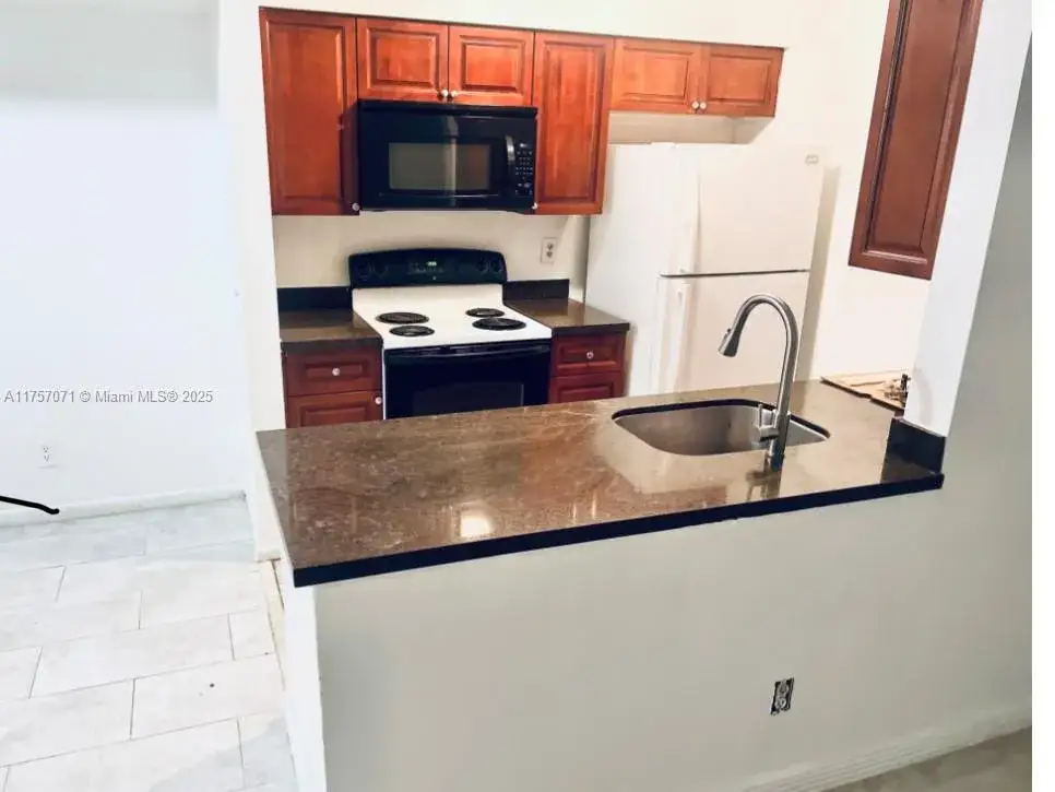 2 bedroom 2 bath Residential Lease for rent at 10440 NW 8th St # 103, Pembroke Pines FL 33026