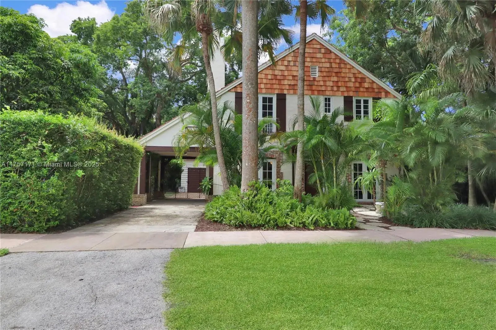 4 bedroom 3 bath Residential for sale at 508 Caligula Ave, Coral Gables FL 33146