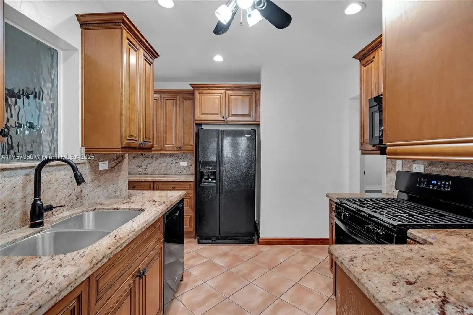 5 bedroom 3 bath Residential for sale at 1024 Tyler St, Hollywood FL 33019