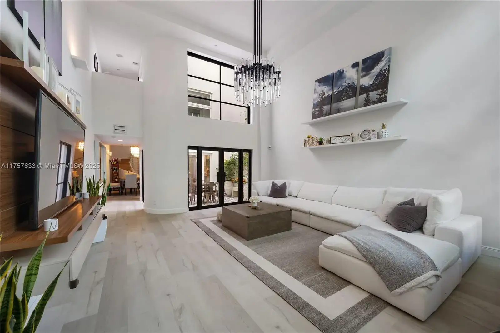 3 bedroom 3 bath Residential Lease for rent at 920 NE 16th Ter # 3, Fort Lauderdale FL 33304
