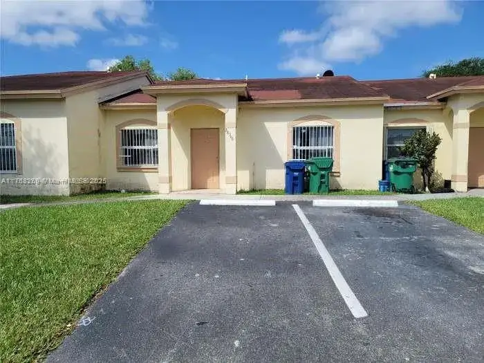 3 bedroom 2 bath Residential for sale at 28432 SW 141st Pl # 28432, Homestead FL 33033