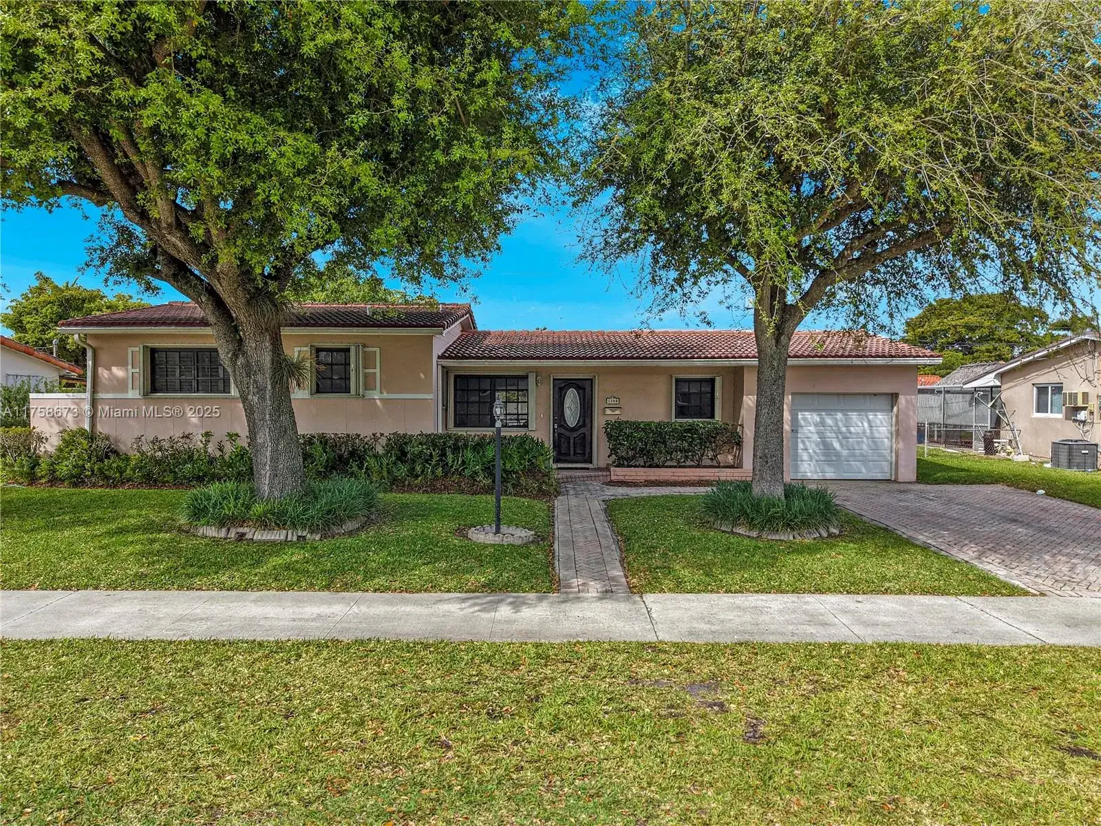 3 bedroom 2 bath Residential for sale at 1740 SW 92nd Ct, Miami FL 33165