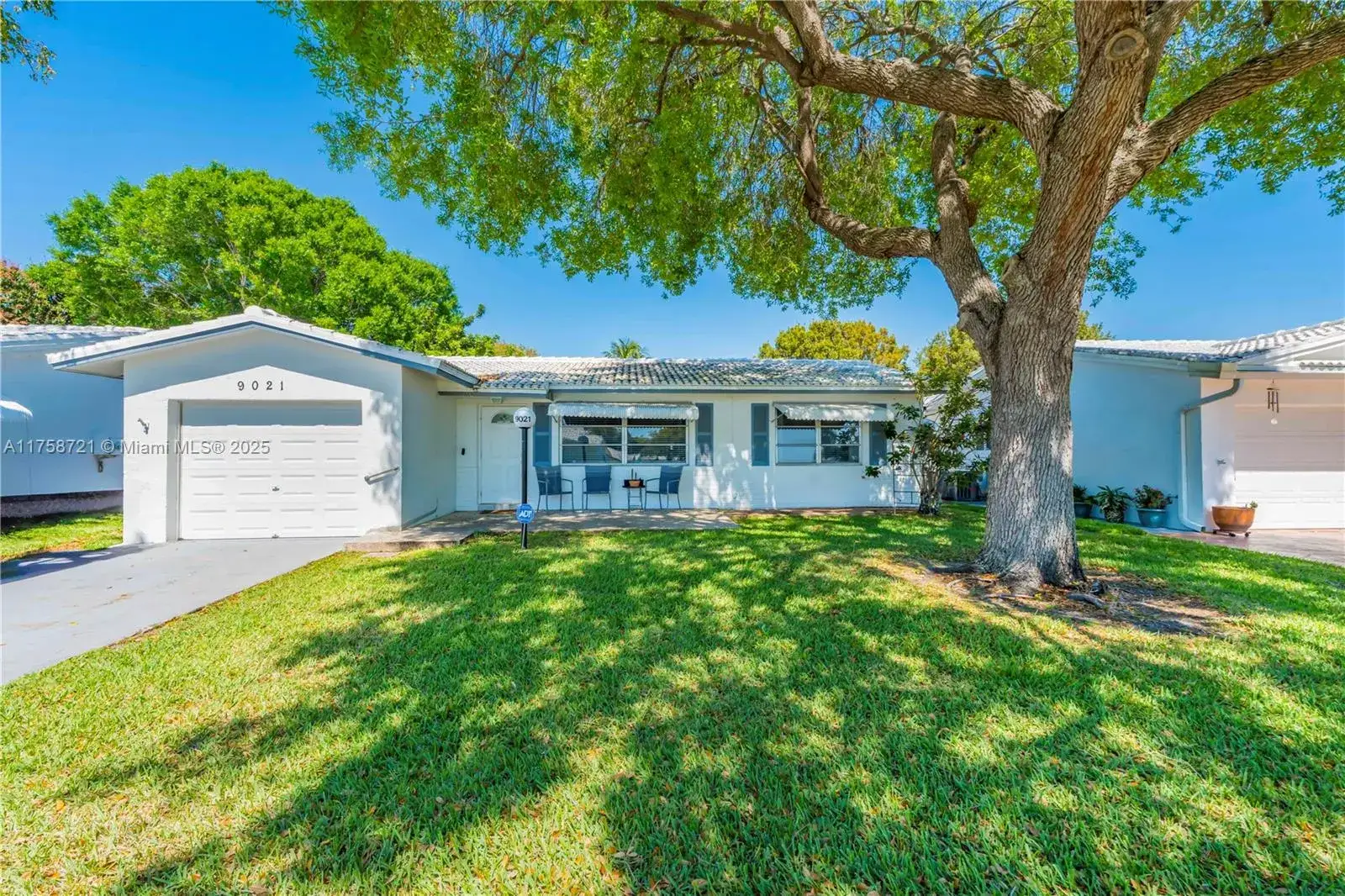 3 bedroom 2 bath Residential for sale at 9021 NW 12th St, Plantation FL 33322
