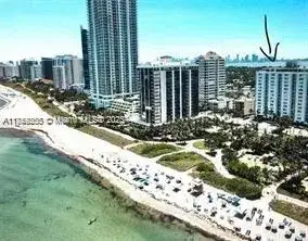 1 bedroom 1 bath Residential for sale at 6450 Collins Ave # 206, Miami Beach FL 33141