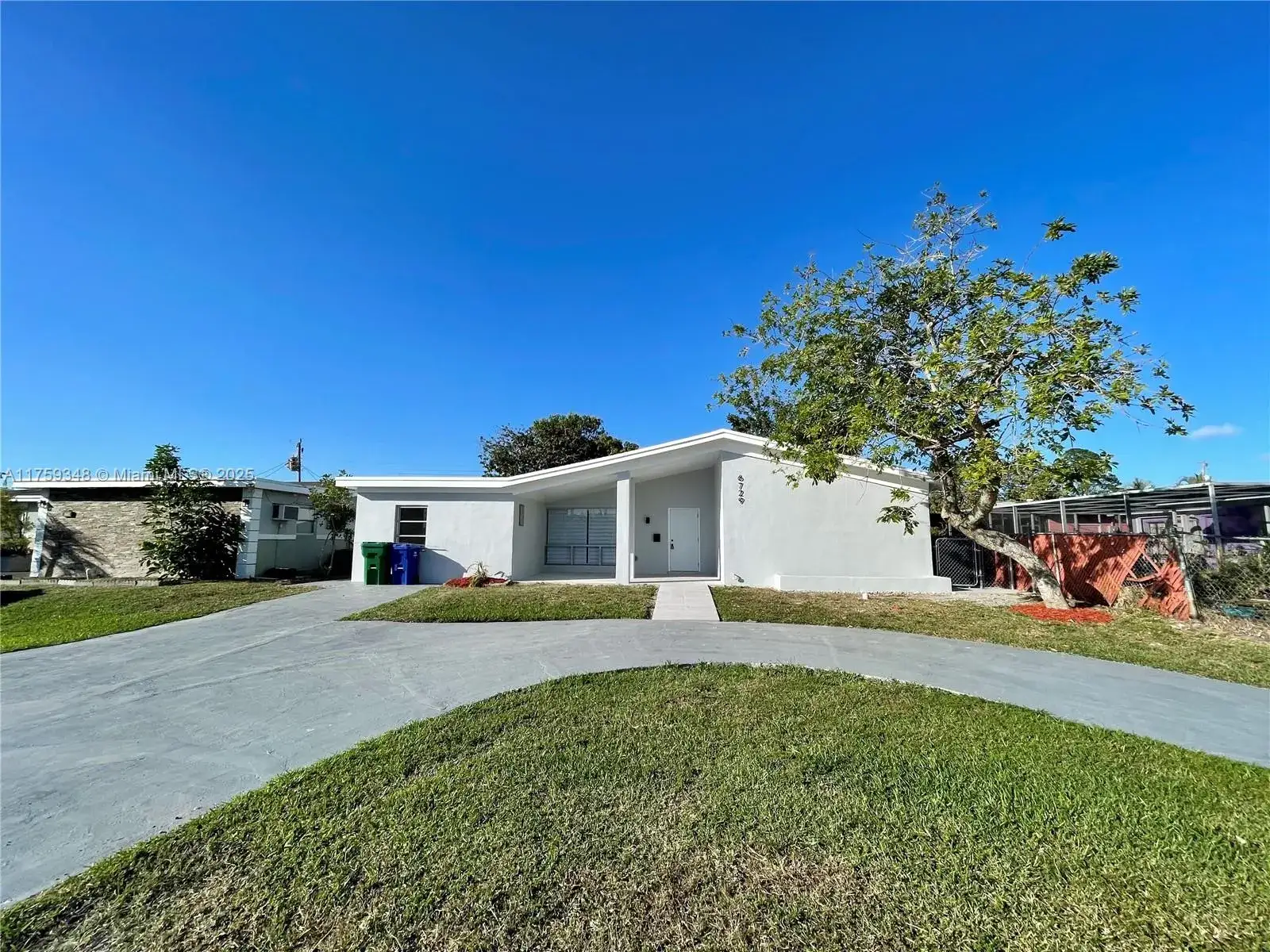 4 bedroom 2 bath Residential for sale at 6729 Petunia Dr, Miramar FL 33023