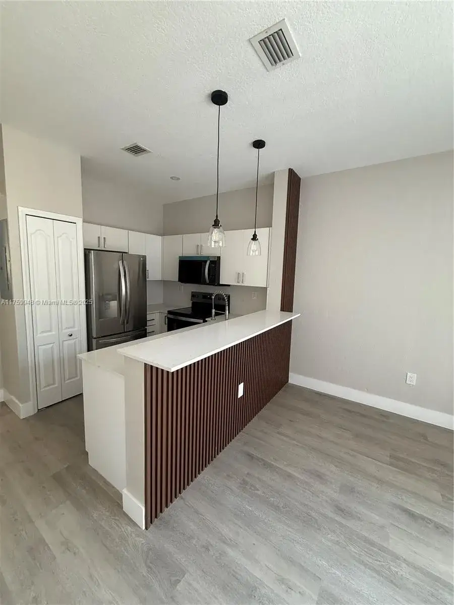 2 bedroom 2 bath Residential for sale at 17800 NW 73rd Ave # 21, Hialeah FL 33015