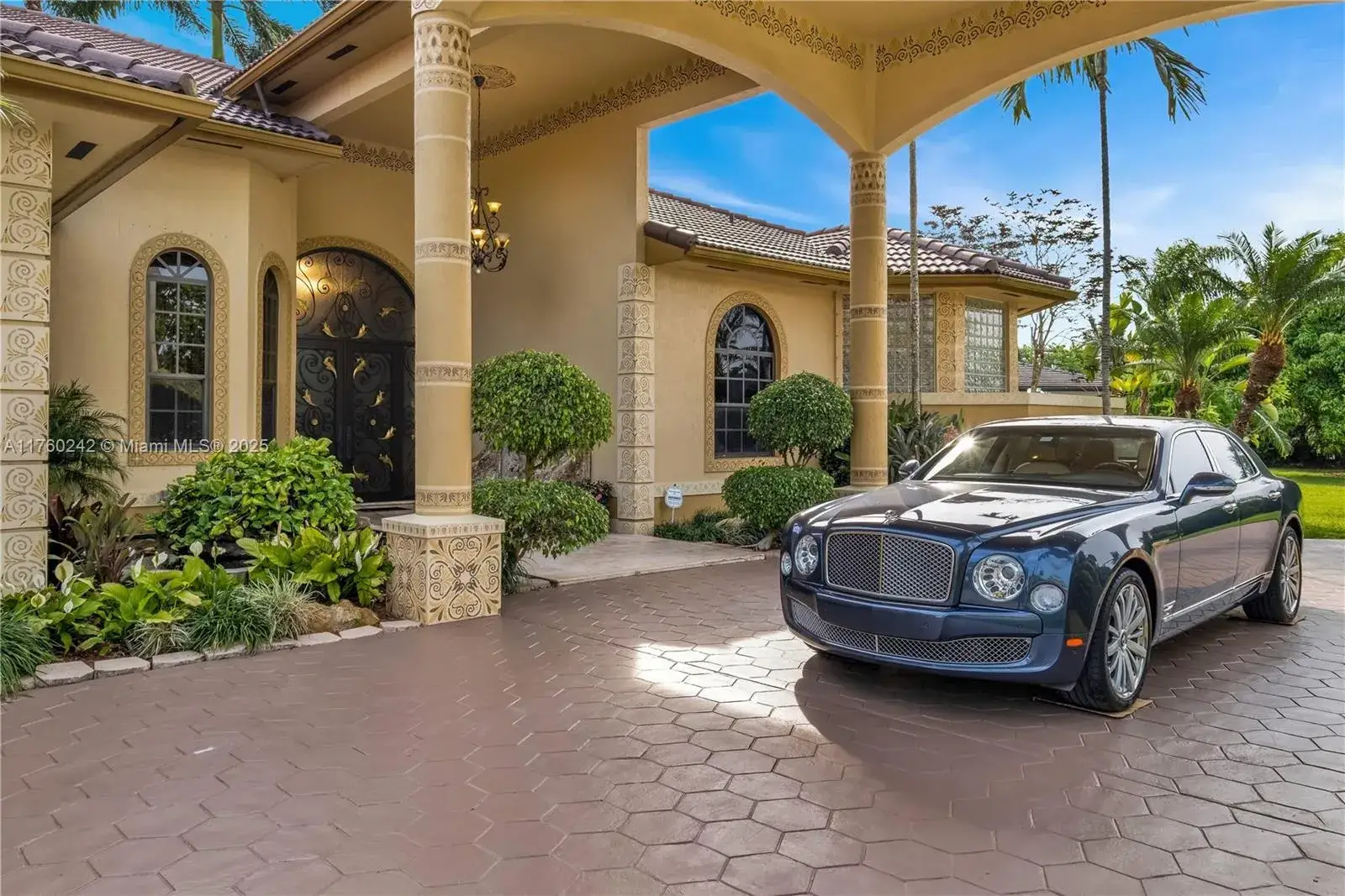 4 bedroom 5 bath Residential for sale at 29482 SW 193rd Ct, Homestead FL 33030