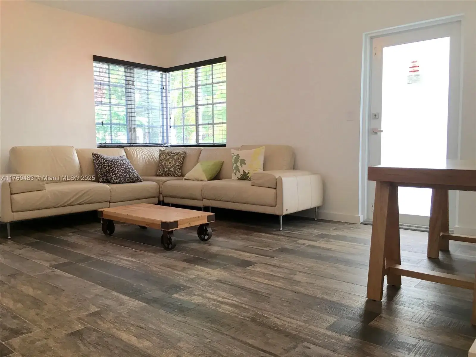 1 bedroom 1 bath Residential for sale at 645 Michigan Ave # C, Miami Beach FL 33139